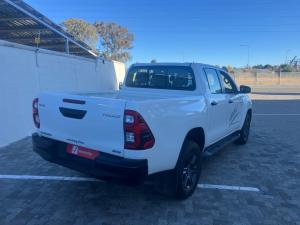 Toyota Hilux 2.8GD-6 48V double cab 4x4 Raider - Image 2