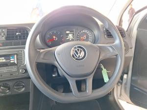 Volkswagen Polo Vivo hatch 1.4 Trendline - Image 8