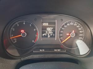 Volkswagen Polo Vivo hatch 1.4 Trendline - Image 9