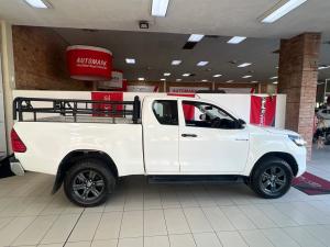 Toyota Hilux 2.4GD-6 Xtra cab Raider auto - Image 3