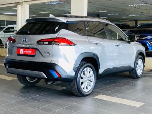 Toyota Corolla Cross 1.8 Hybrid XS - Image 2