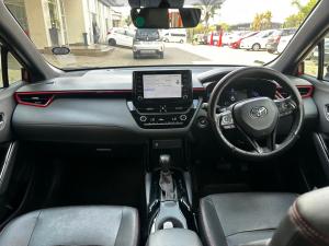 Toyota Corolla Cross 1.8 Hybrid GR-Sport - Image 14