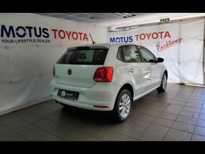 Volkswagen Polo Vivo hatch 1.6 Comfortline auto - Image 2