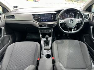 Volkswagen Polo hatch 1.0TSI Comfortline - Image 10