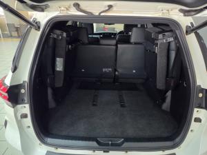 Toyota Fortuner 2.8 GD-6 4X4 VX automatic - Image 12