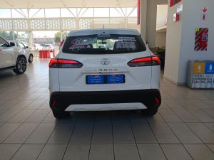 Toyota Corolla Cross 1.8 Xi - Image 5