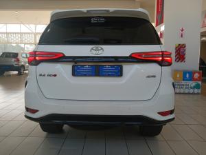 Toyota Fortuner 2.4GD-6 4X4 automatic - Image 5