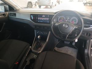 Volkswagen Polo 1.0 TSI Comfortline DSG - Image 17