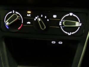 Volkswagen Polo 1.0 TSI Life - Image 17