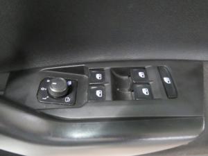 Volkswagen Polo 1.0 TSI Life - Image 20