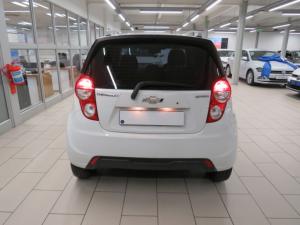 Chevrolet Spark 1.2 L 5-Door - Image 4