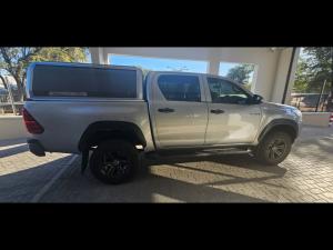 Toyota Hilux 2.4 GD-6 SRX 4X4 automaticD/C - Image 3