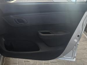 Renault Kwid 1.0 Dynamique / ZEN 5-Door - Image 19
