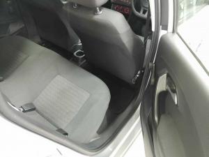 Volkswagen Polo Vivo 1.4 Trendline - Image 12
