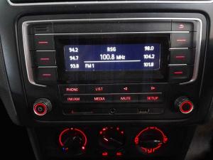 Volkswagen Polo Vivo 1.4 Trendline - Image 15