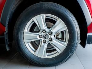 Toyota RAV4 2.0 GX auto - Image 16