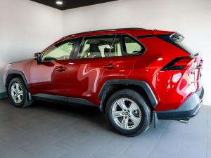 Toyota RAV4 2.0 GX auto - Image 4