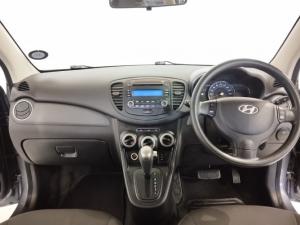 Hyundai i10 1.1 Motion auto - Image 11