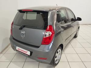 Hyundai i10 1.1 Motion auto - Image 4