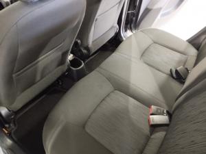 Hyundai i10 1.1 Motion auto - Image 8
