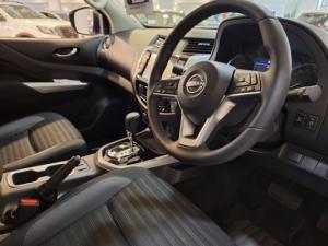Nissan Navara 2.5DDTi double cab LE - Image 6