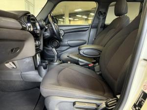 MINI Hatch Cooper Hatch 3-door - Image 12