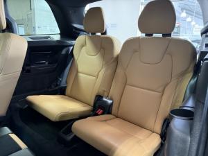 Volvo XC90 B5 AWD Ultra Dark - Image 13