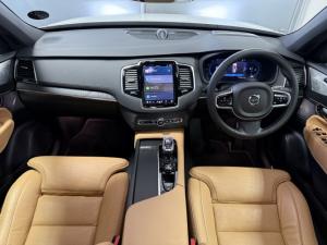 Volvo XC90 B5 AWD Ultra Dark - Image 14