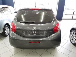 Peugeot 208 1.2 Active - Image 3