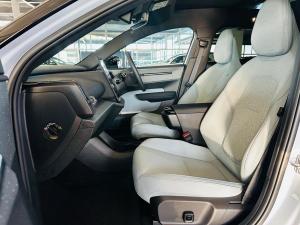 Volvo EX30 Ultra Twin Motor Performance - Image 14