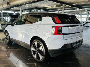Volvo EX30 Ultra Twin Motor Performance - Image 2