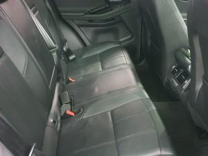 Land Rover Range Rover Evoque P250 R-Dynamic SE - Image 12