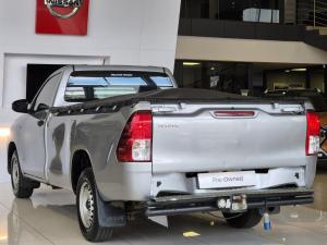 Toyota Hilux 2.0 chassis cab - Image 6