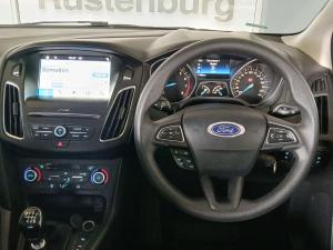 Ford Focus hatch 1.0T Trend - Image 10
