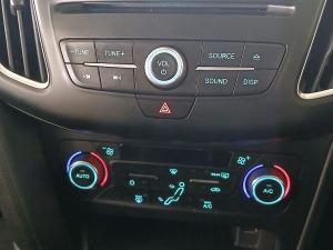 Ford Focus hatch 1.0T Trend - Image 11