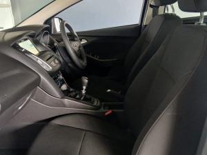 Ford Focus hatch 1.0T Trend - Image 23