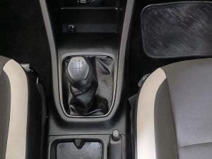Renault Triber 1.0 Life - Image 17