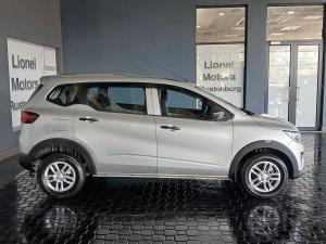 Renault Triber 1.0 Life - Image 3