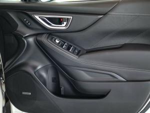 Subaru Forester 2.0i S ES - Image 20