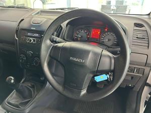 Isuzu D-Max 250 double cab Hi-Ride - Image 11