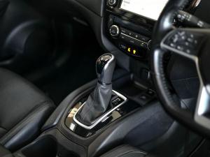 Nissan X-Trail 2.5 4x4 Tekna - Image 13