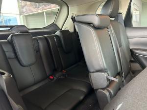Nissan X-Trail 2.5 4x4 Tekna - Image 17
