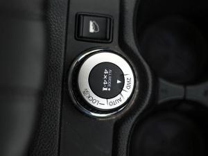 Nissan X-Trail 2.5 4x4 Tekna - Image 17