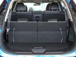 Nissan X-Trail 2.5 4x4 Tekna - Image 25