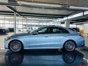 Mercedes-Benz C-Class C200 Avantgarde - Image 13
