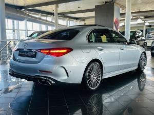 Mercedes-Benz C-Class C200 Avantgarde - Image 2