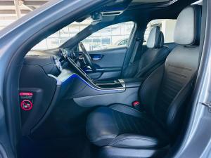 Mercedes-Benz C-Class C200 Avantgarde - Image 4