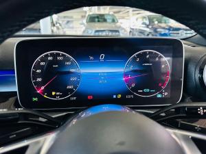 Mercedes-Benz C-Class C200 Avantgarde - Image 10