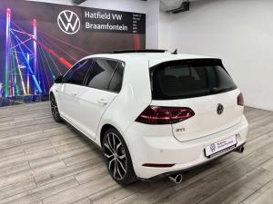 Volkswagen Golf GTI - Image 8
