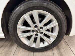 Volkswagen Polo Vivo hatch 1.4 Comfortline - Image 9